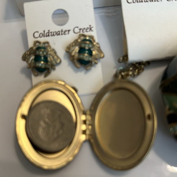 NEW.. Rare and unique jewelry set- enamel workmanship on all pieces - Picture 7 of 9